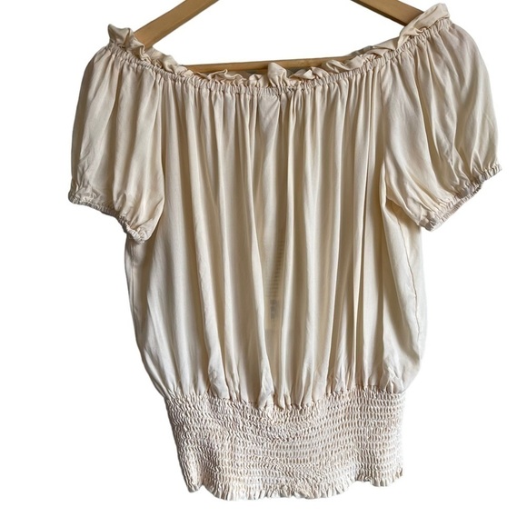 Kate Kasin Short Sleeve Ruffle Off Shoulder Top Size  Medium NWT - Picture 4 of 7